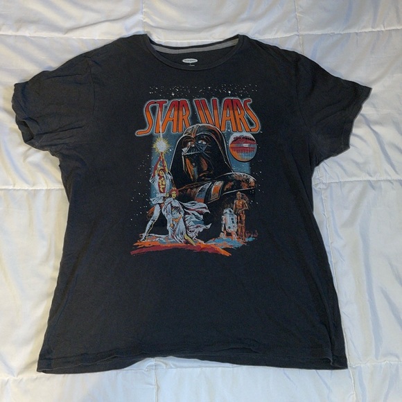 OLD NAVY MENS STAR WARS GRAPHIC SHORT SLEEVED T-SHIRT - Picture 3 of 4